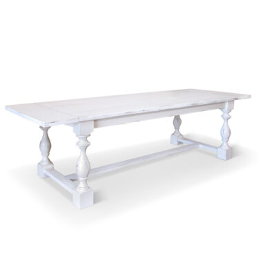 Avery Lynn Farmhouse Table