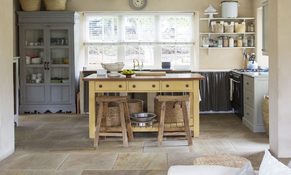Ways To Give Your Kitchen a Farmhouse Style