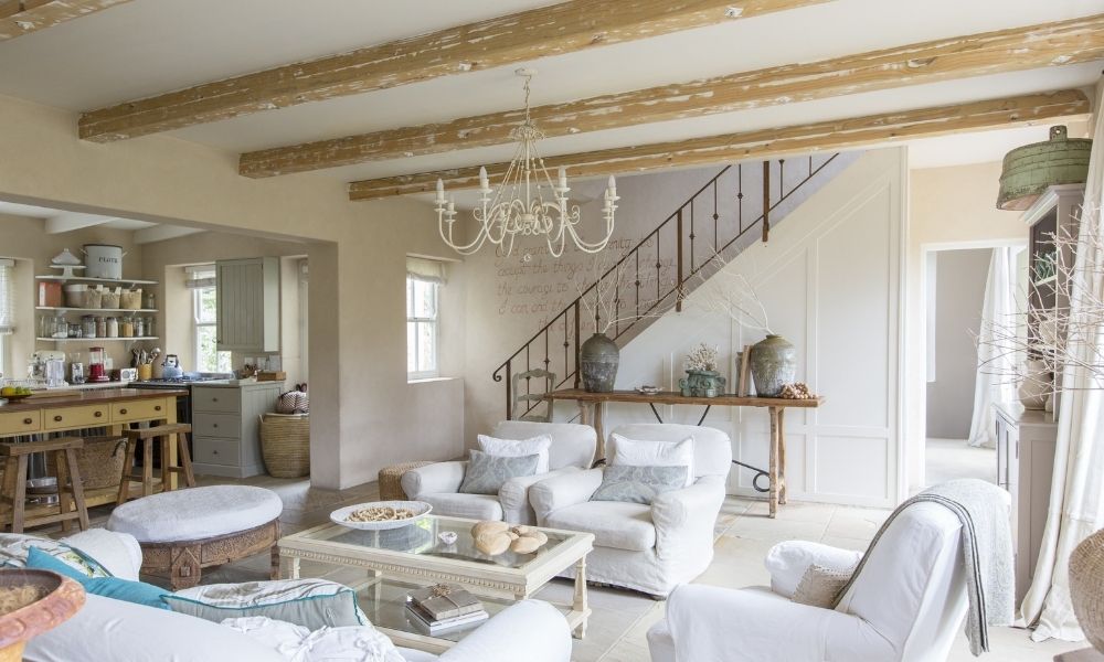 How To Achieve a Farmhouse Style in Your Living Room
