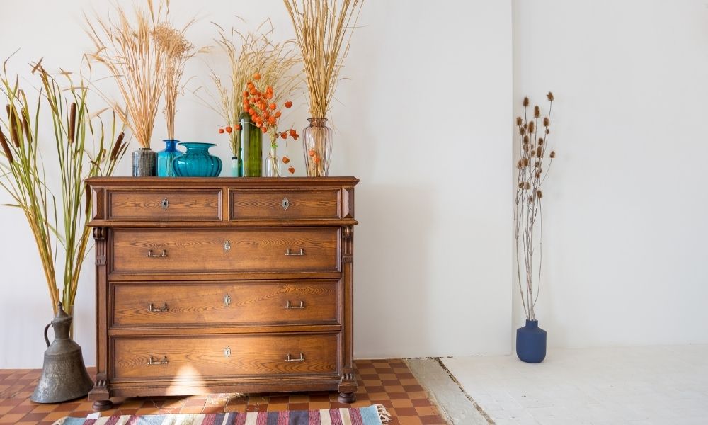 How To Oil and Preserve Handcrafted Wood Furniture